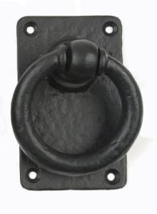 Traditional Ring Handle